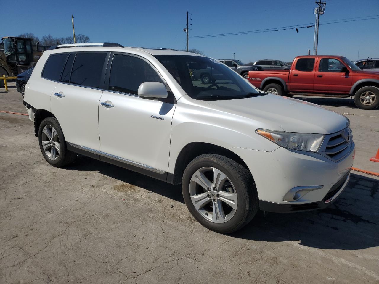 2012 TOYOTA HIGHLANDER - Image 4