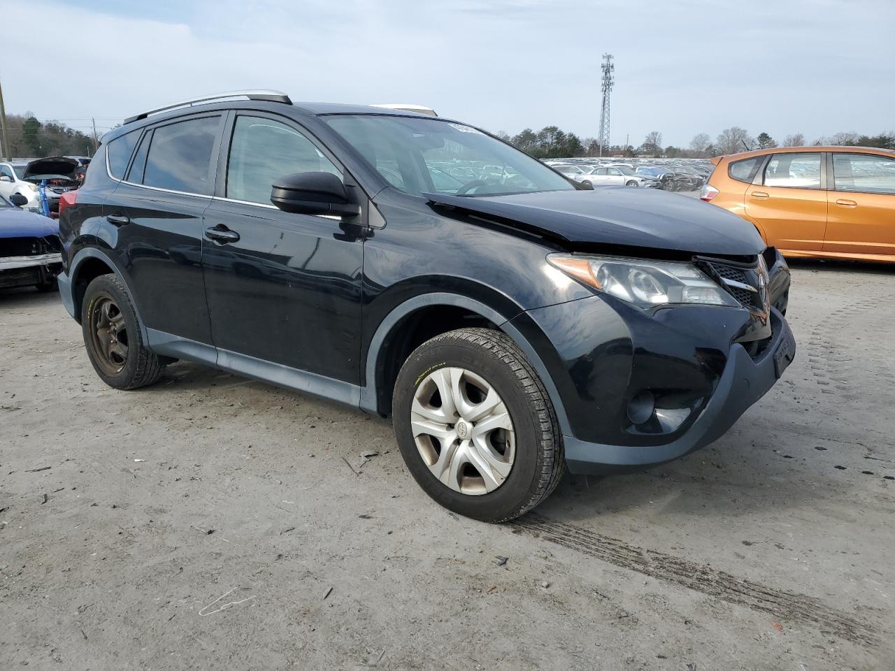2014 TOYOTA RAV4 LE - Image 4