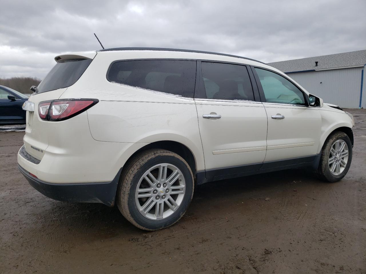 2015 CHEVROLET TRAVERSE L - Фото 3