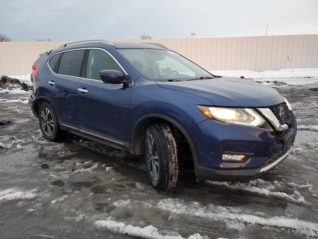 2018 NISSAN ROGUE S - Фото 4