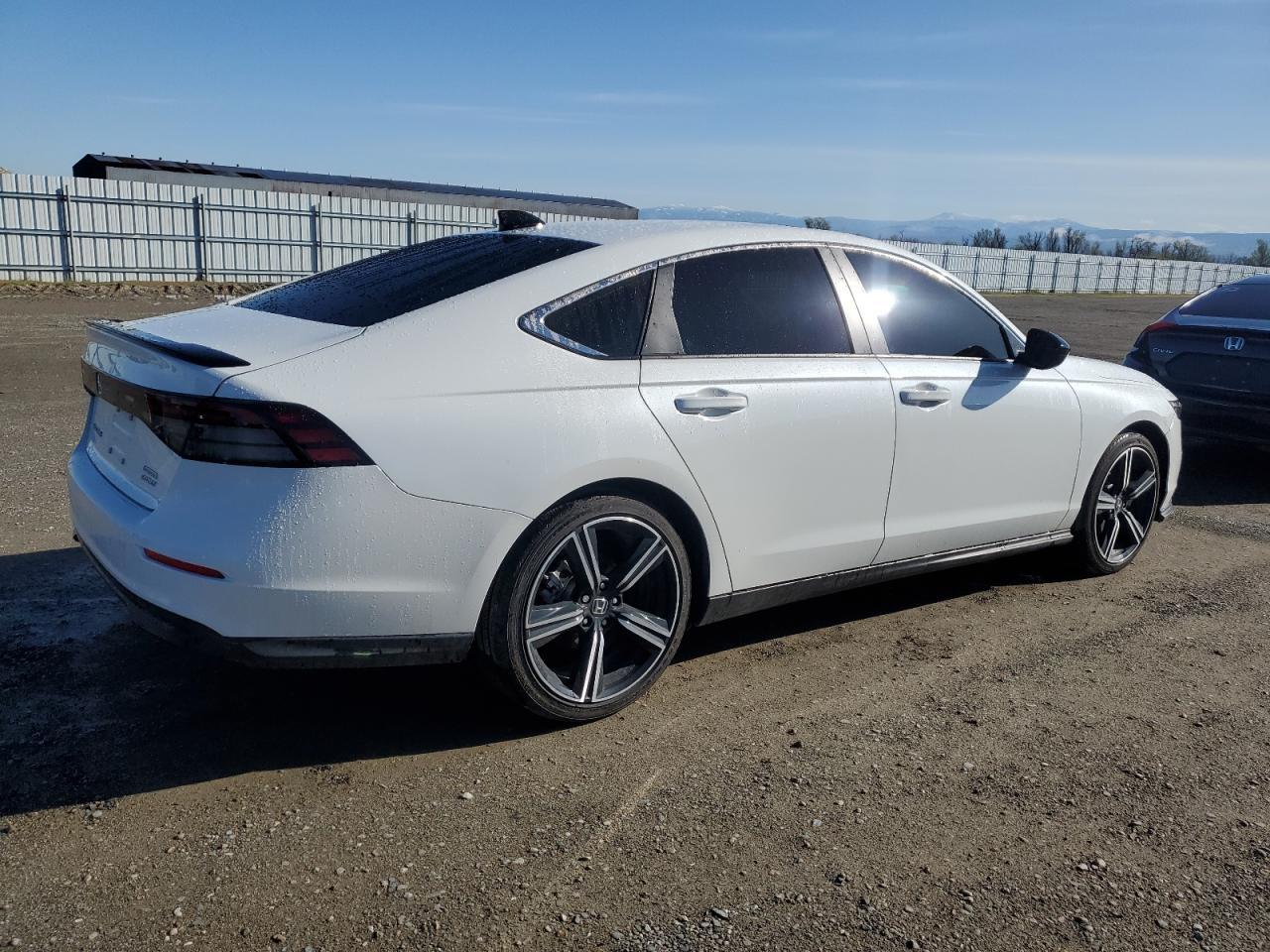 2024 HONDA ACCORD HYB - Фото 3