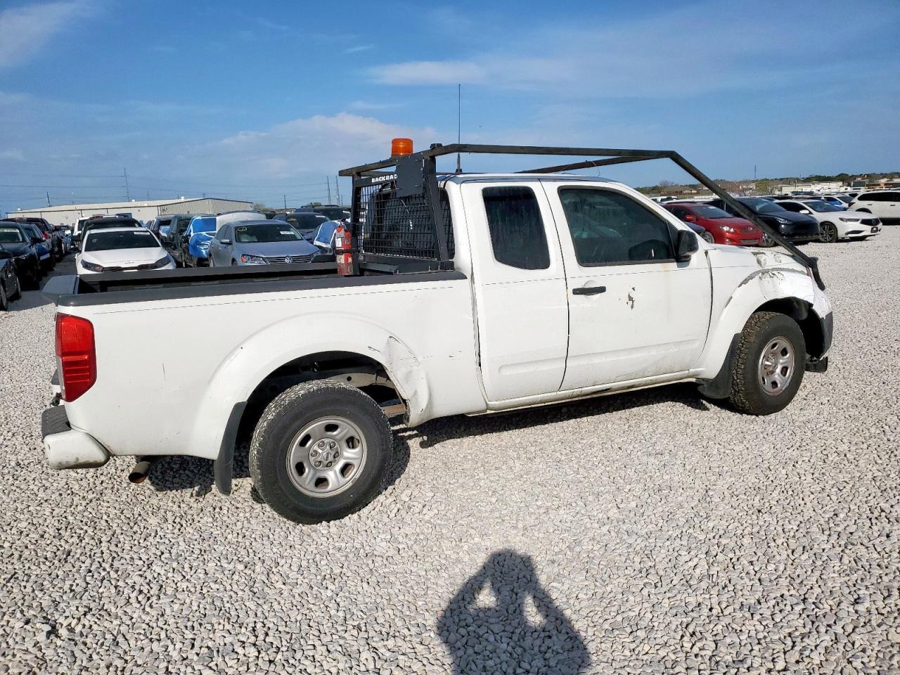 2017 NISSAN FRONTIER S - Image 3