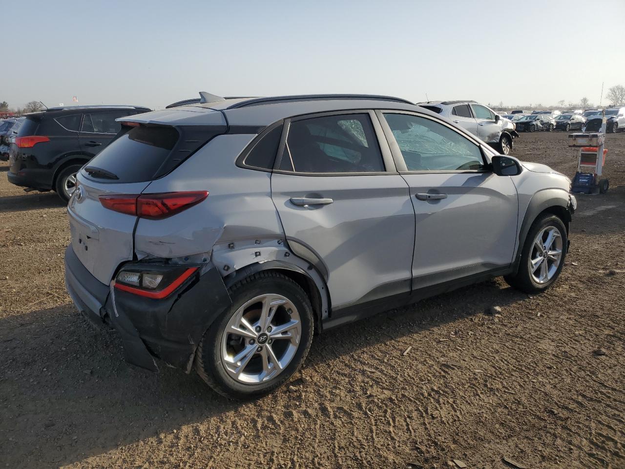 2022 HYUNDAI KONA SEL - Фото 3