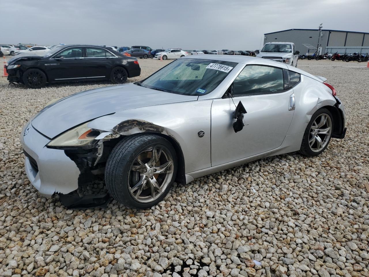 2010 NISSAN 370Z