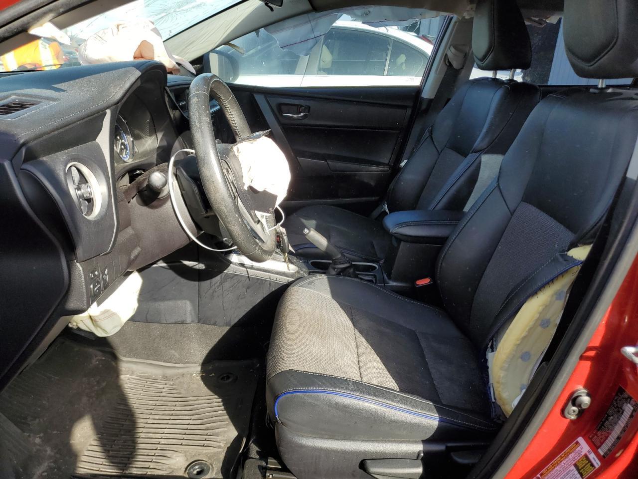 2018 TOYOTA COROLLA L - Фото 7