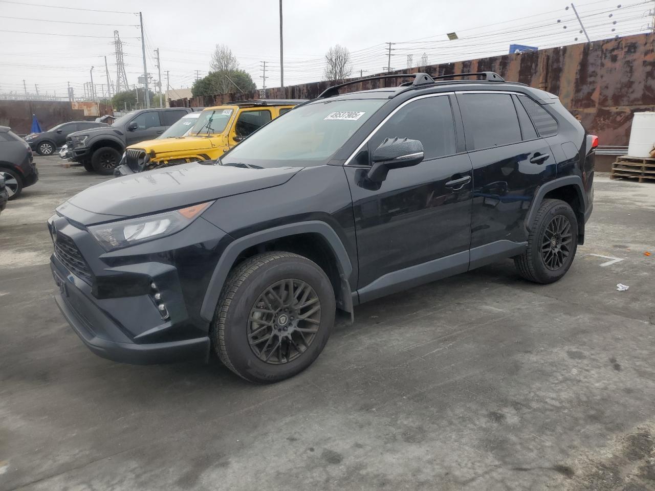 2021 TOYOTA RAV4 LE