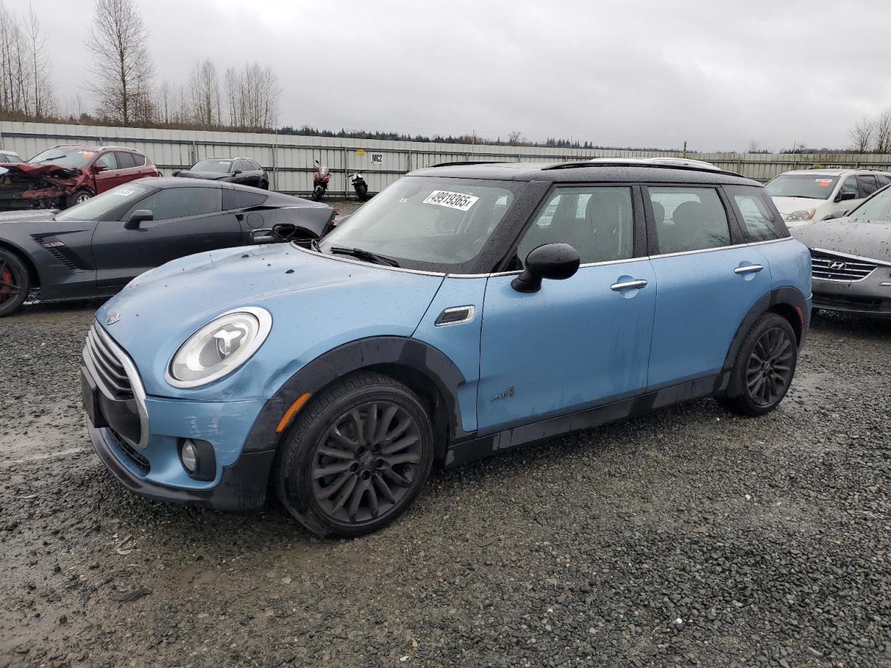2017 MINI COOPER CLU