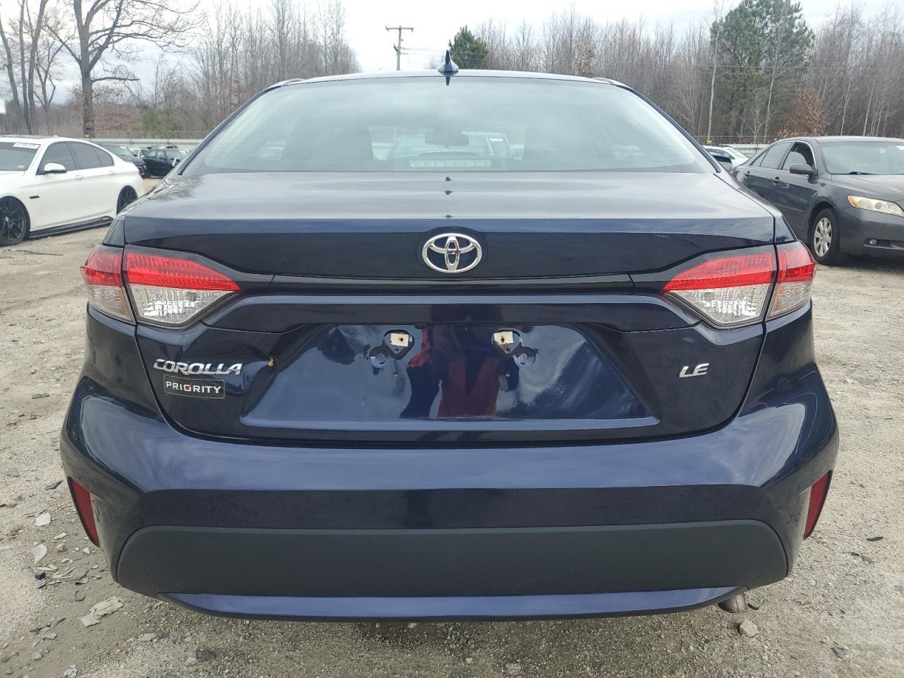 2021 TOYOTA COROLLA LE - Фото 6