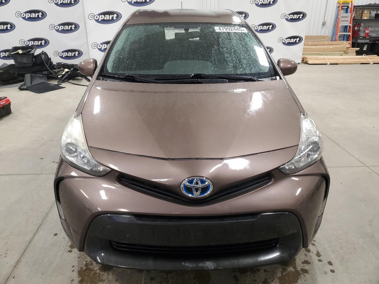 2015 TOYOTA PRIUS V - Фото 5
