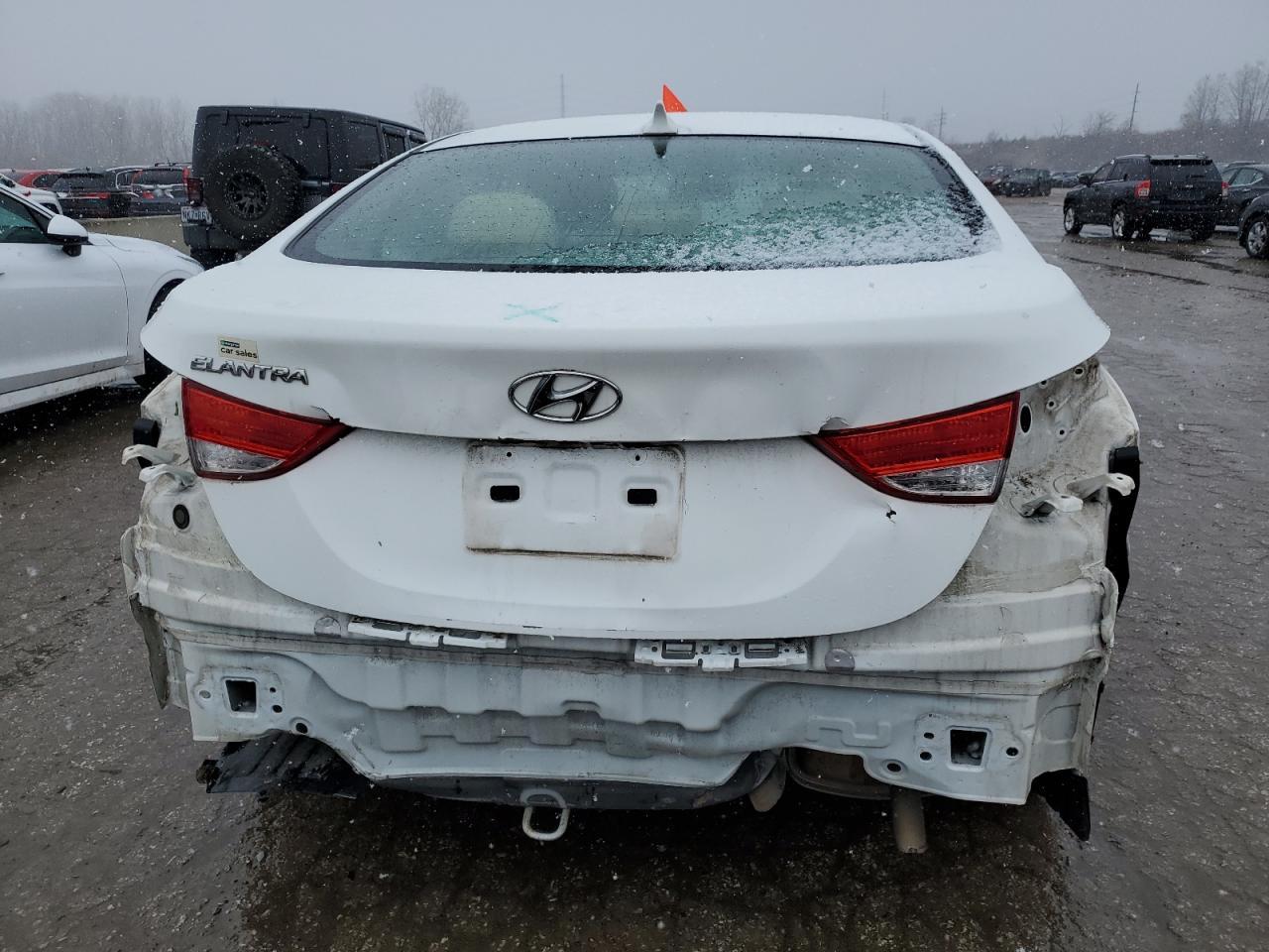 2013 HYUNDAI ELANTRA GL - Image 6