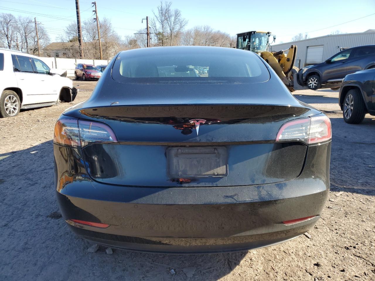 2022 TESLA MODEL 3 - Image 6