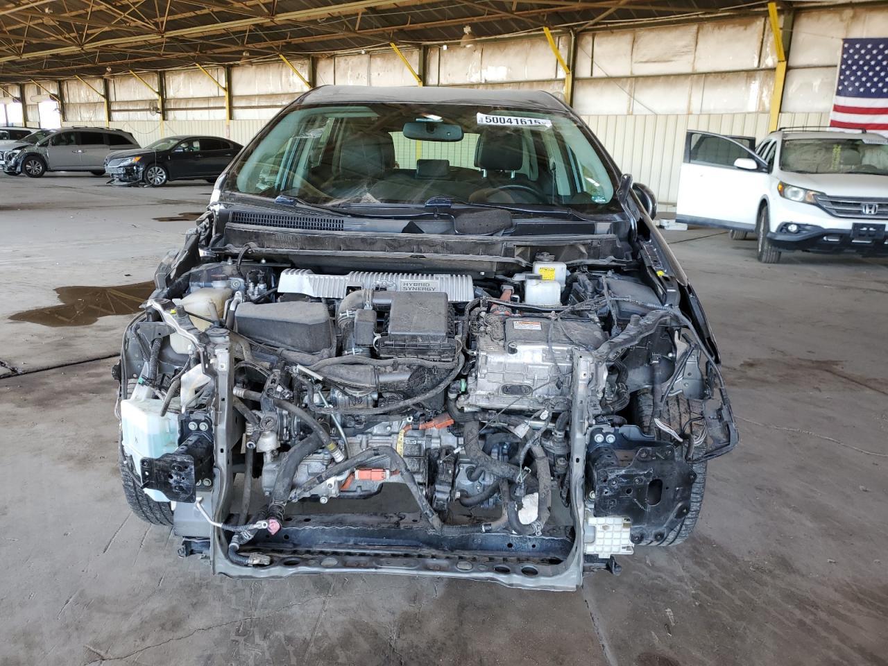 2016 TOYOTA PRIUS V - Image 5
