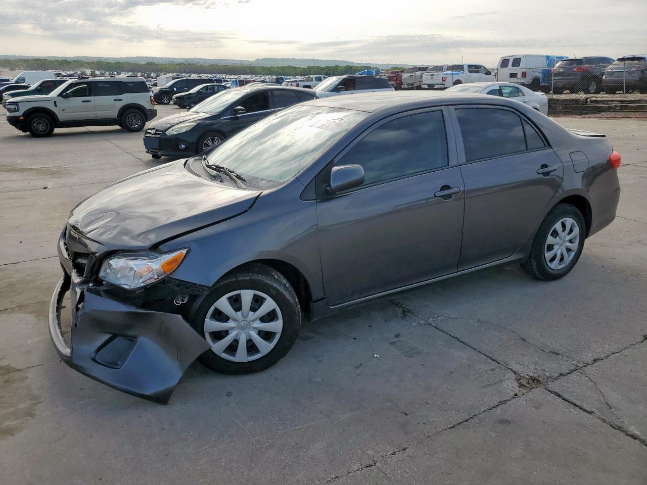2013 TOYOTA COROLLA BA