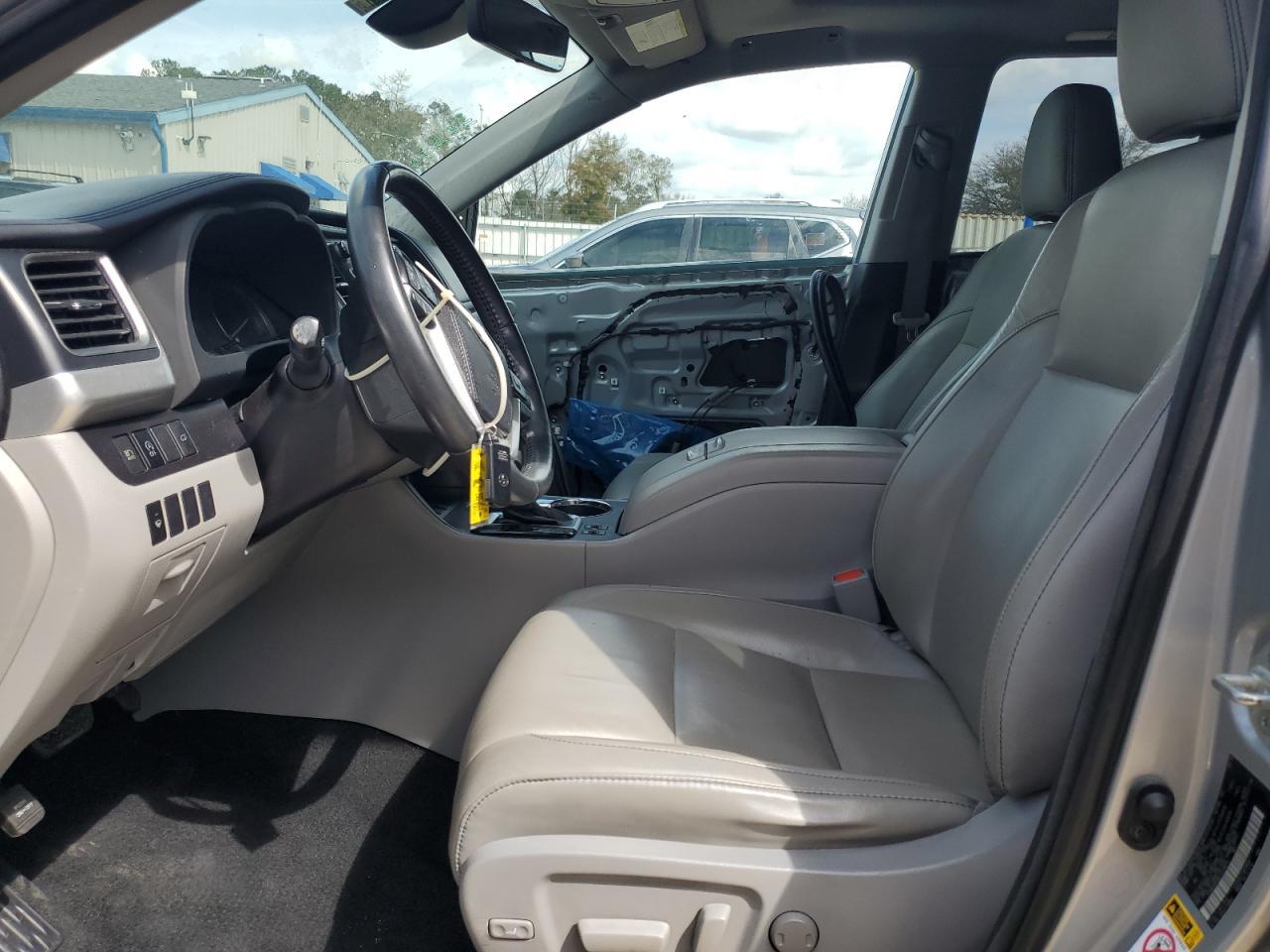 2018 TOYOTA HIGHLANDER - Фото 7