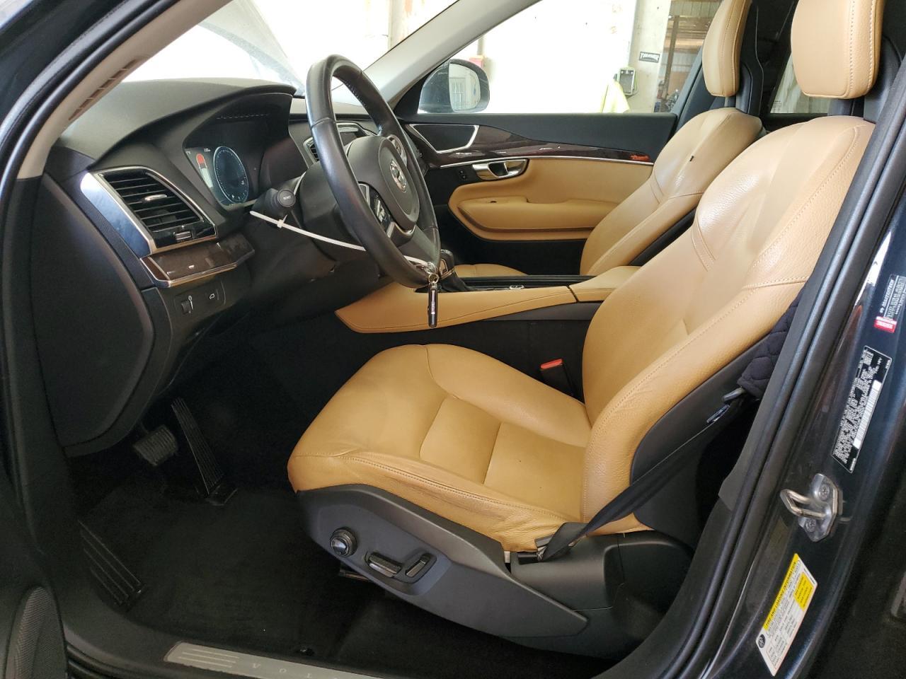 2016 VOLVO XC90 T6 - Image 7