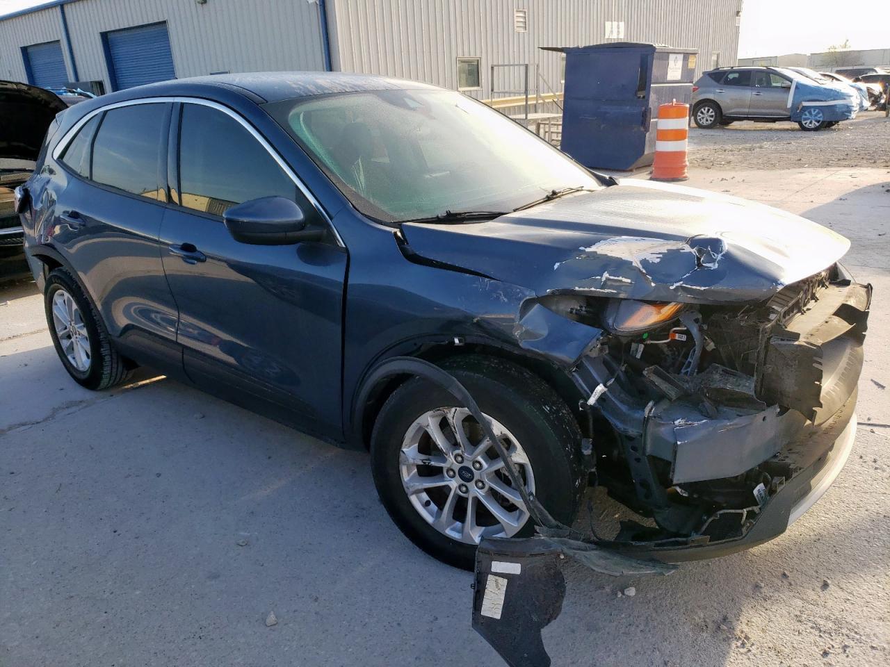 2020 FORD ESCAPE SE - Image 4