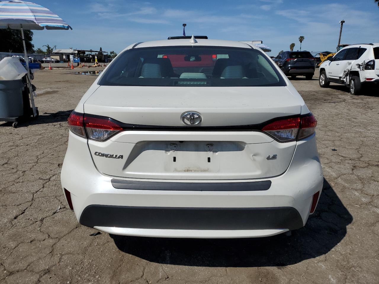 2021 TOYOTA COROLLA LE - Фото 6