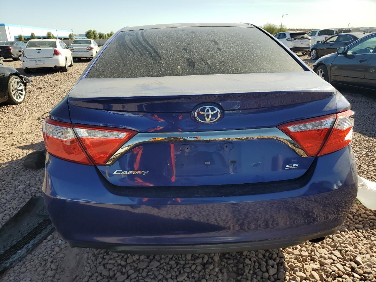 2016 TOYOTA CAMRY LE - Фото 6