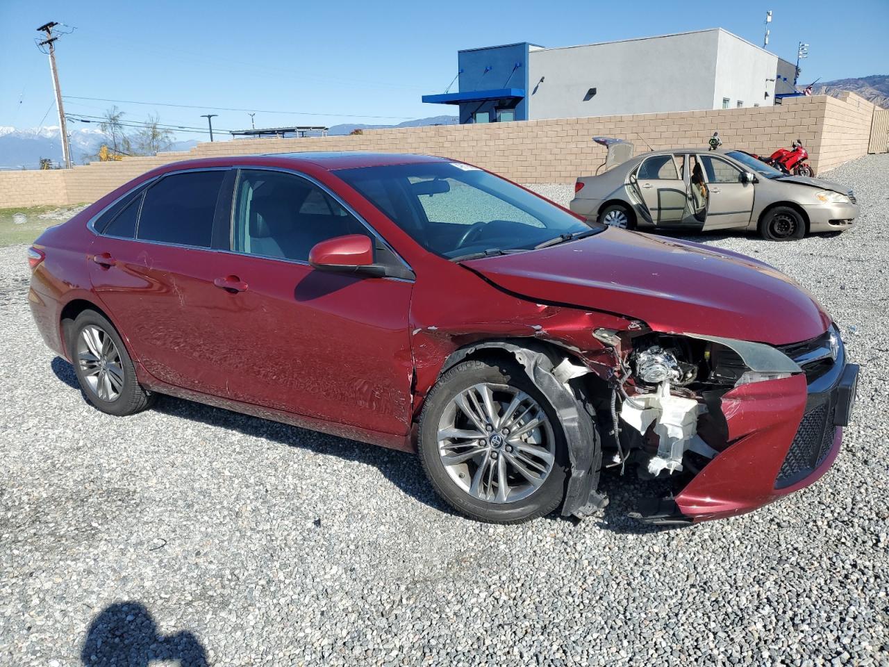 2016 TOYOTA CAMRY LE - Фото 4