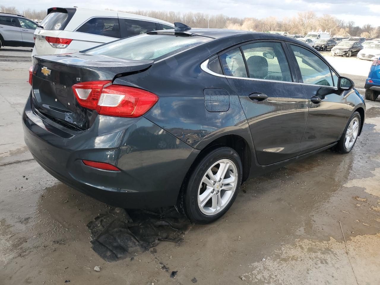 2017 CHEVROLET CRUZE LT - Фото 3
