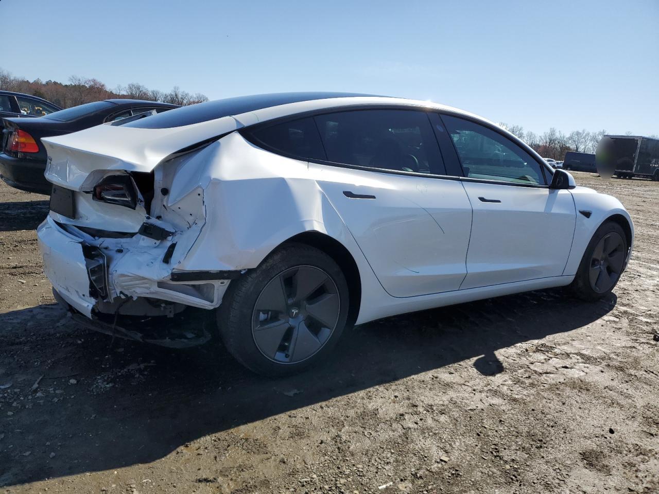 2023 TESLA MODEL 3 - Фото 3