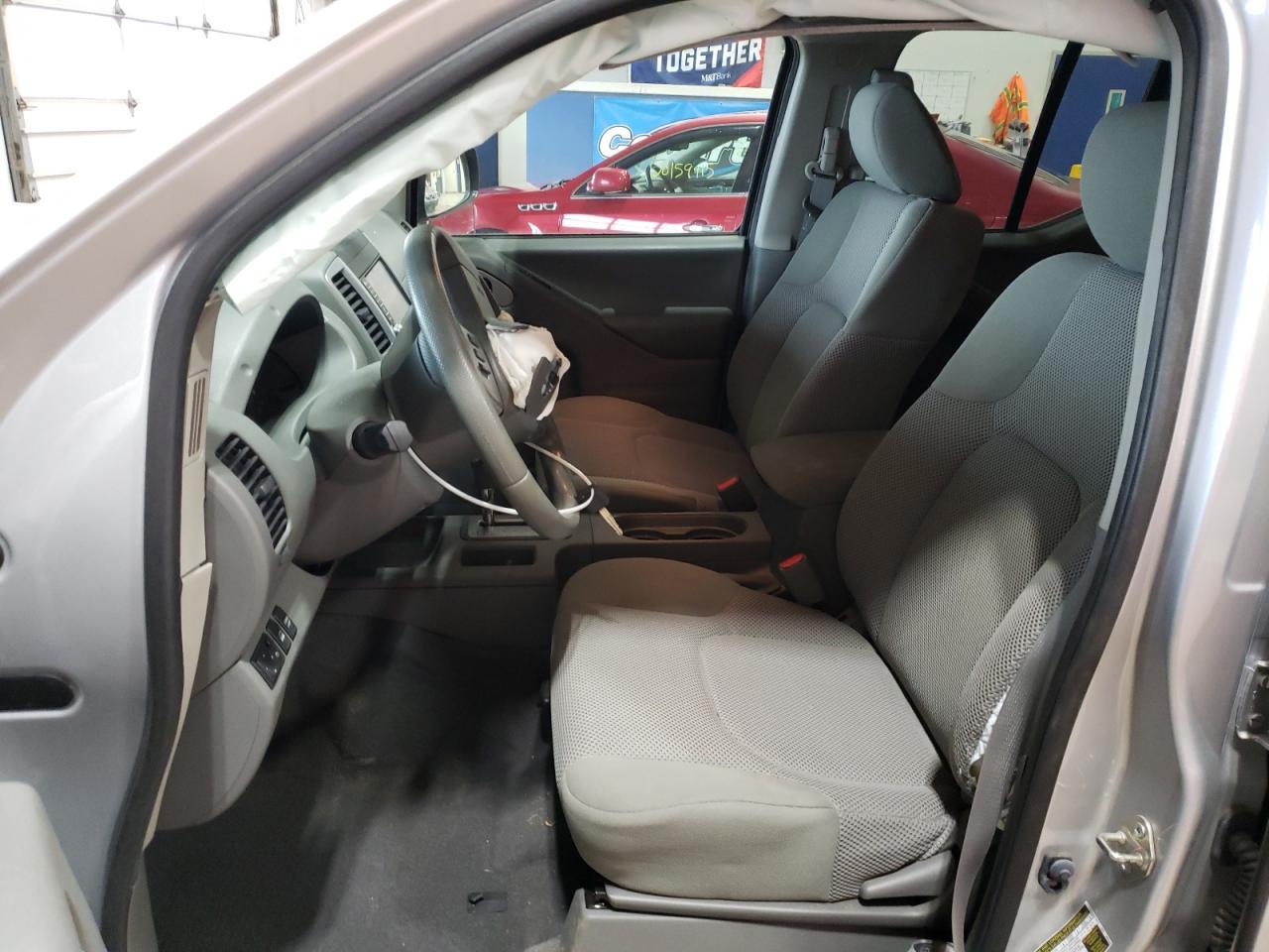 2019 NISSAN FRONTIER S - Фото 7
