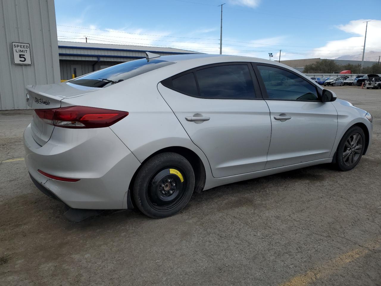 2018 HYUNDAI ELANTRA SE - Фото 3