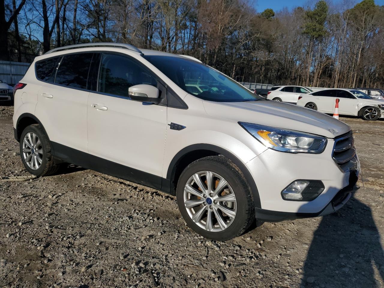 2017 FORD ESCAPE TIT - Image 4