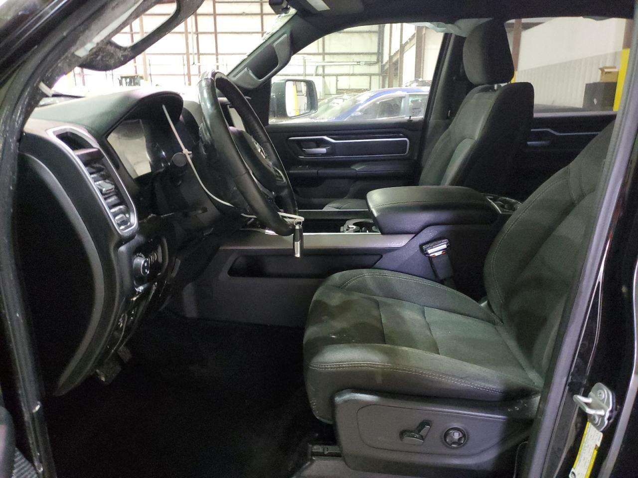 2019 RAM 1500 BIG H - Фото 7