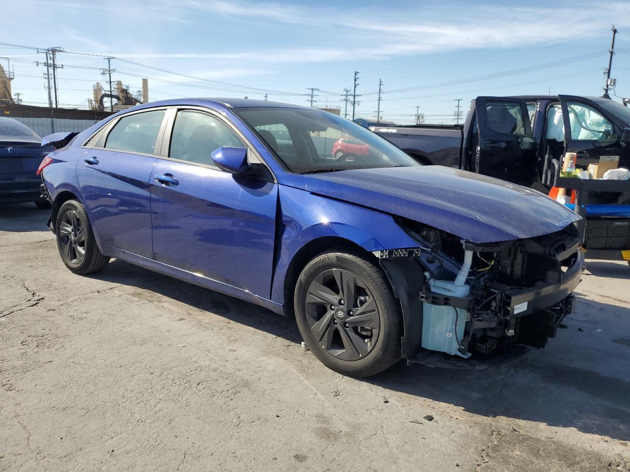 2022 HYUNDAI ELANTRA SE - Image 4