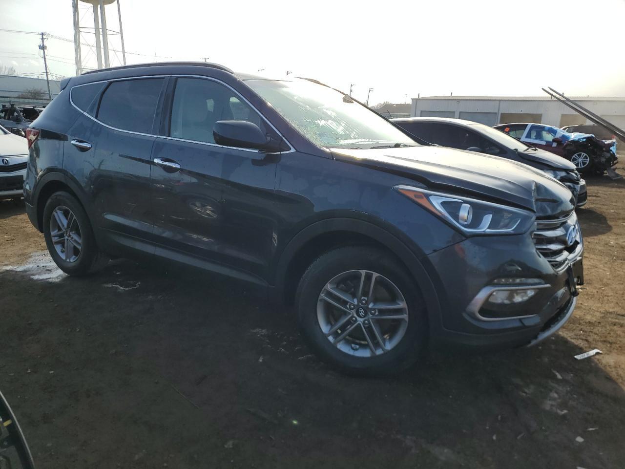 2017 HYUNDAI SANTA FE S - Image 4
