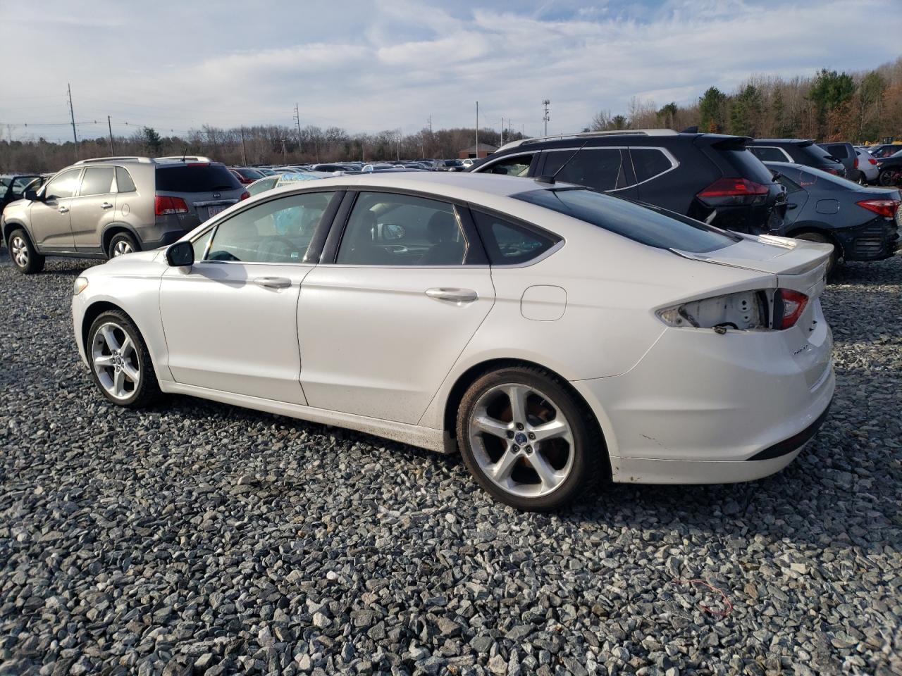 2014 FORD FUSION SE - Image 2