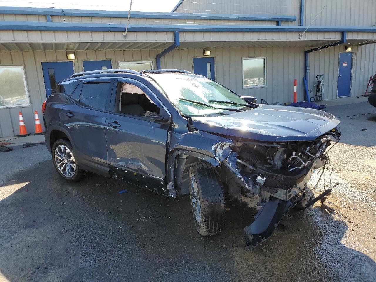 2018 GMC TERRAIN SL - Image 4