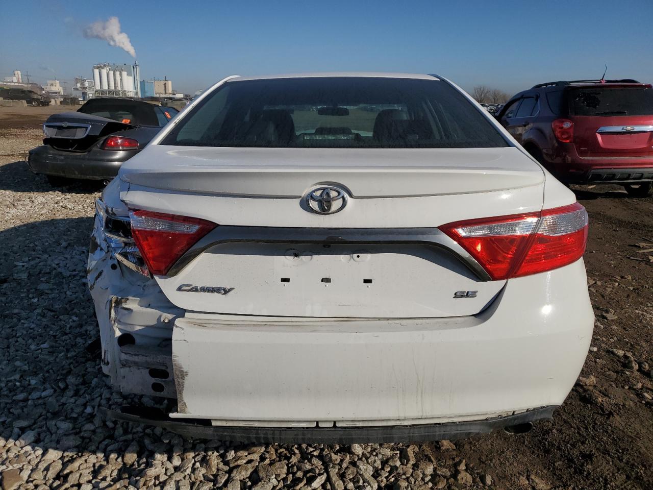2016 TOYOTA CAMRY LE - Фото 6