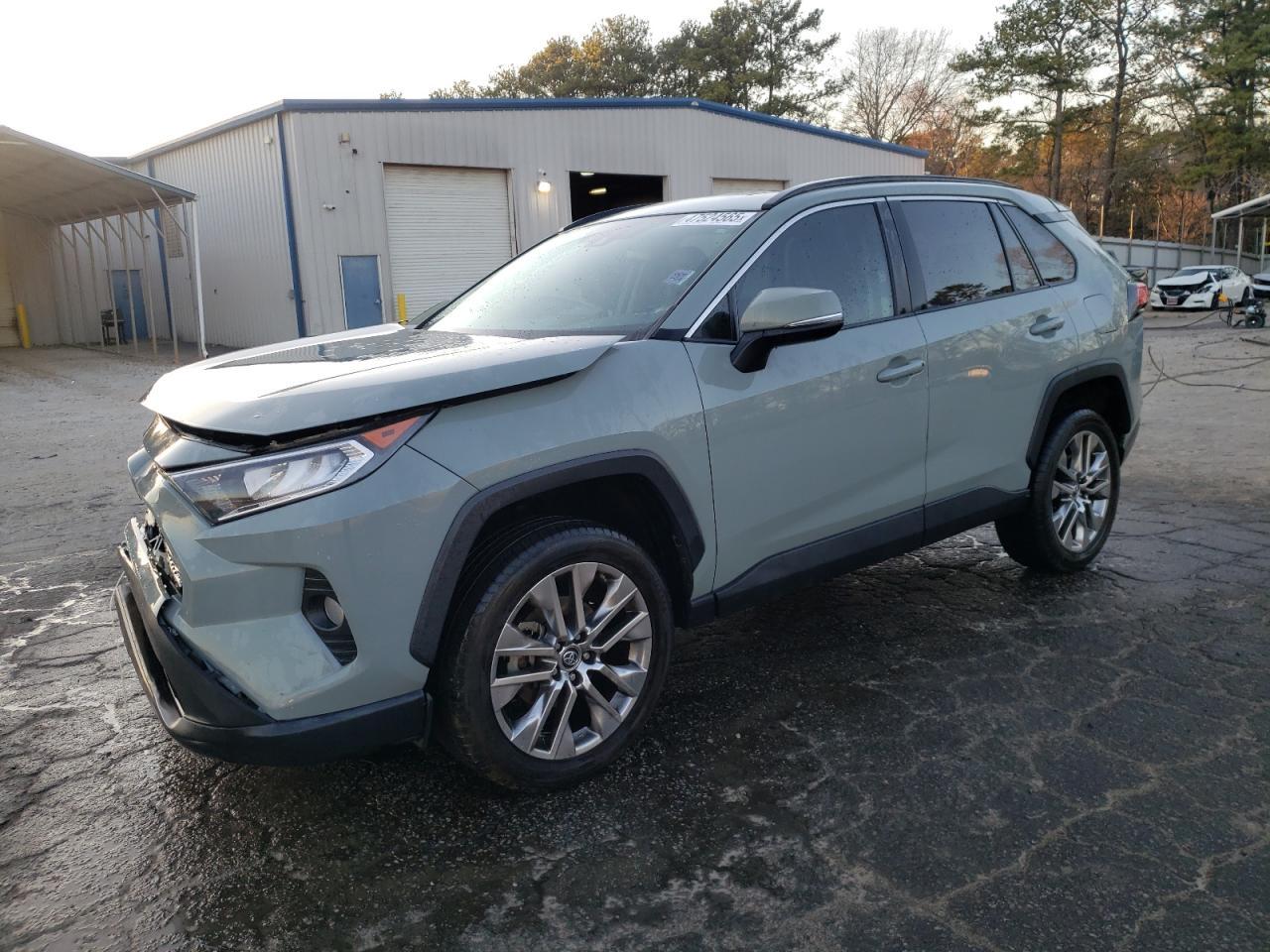2019 TOYOTA RAV4 XLE P