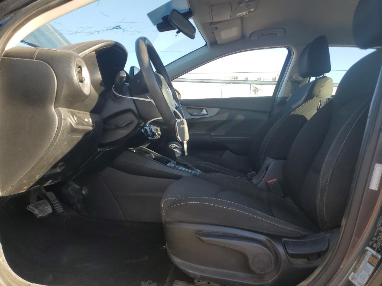 2020 KIA FORTE FE - Image 7