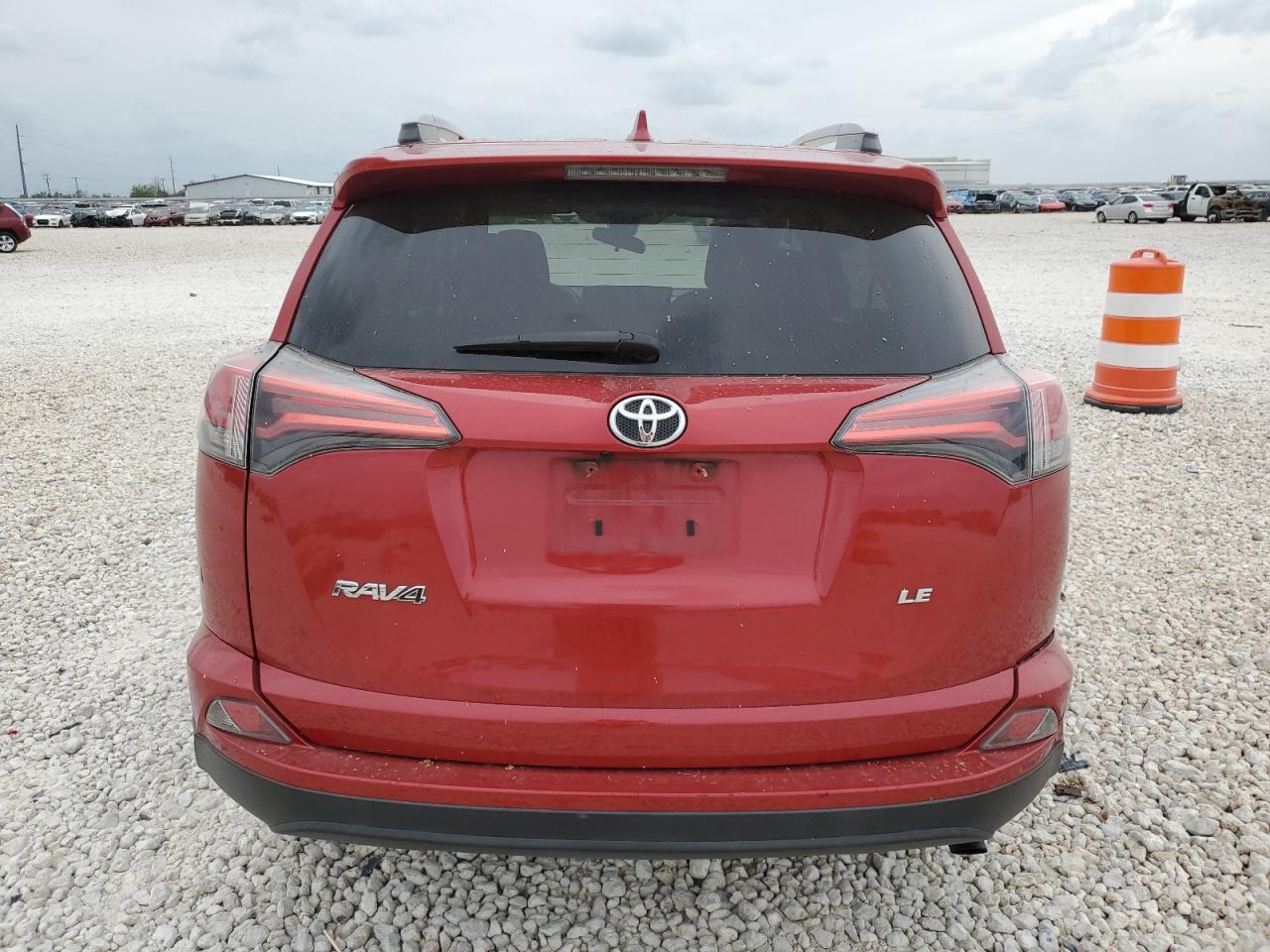 2017 TOYOTA RAV4 LE - Image 6