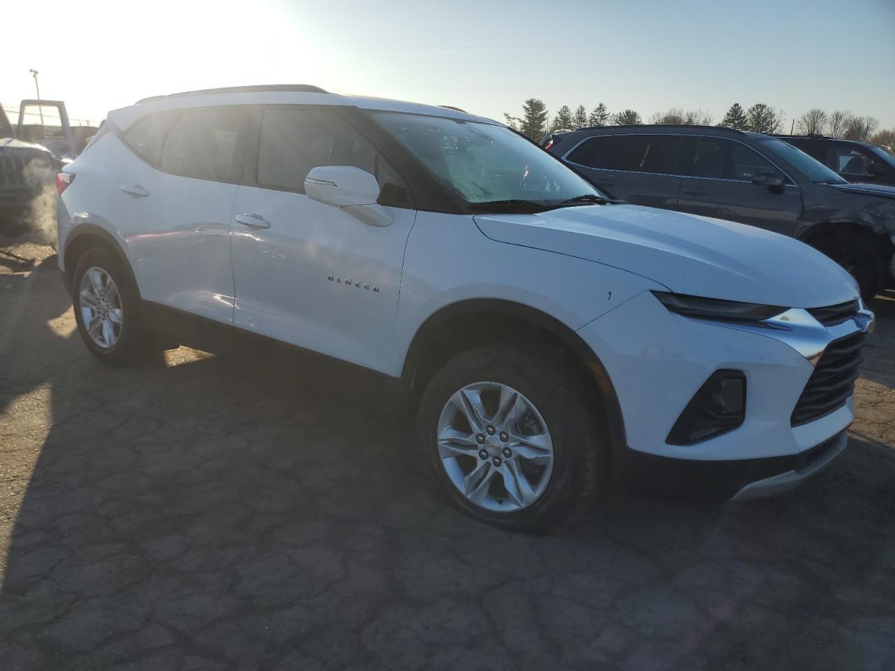 2021 CHEVROLET BLAZER 2LT - Фото 4