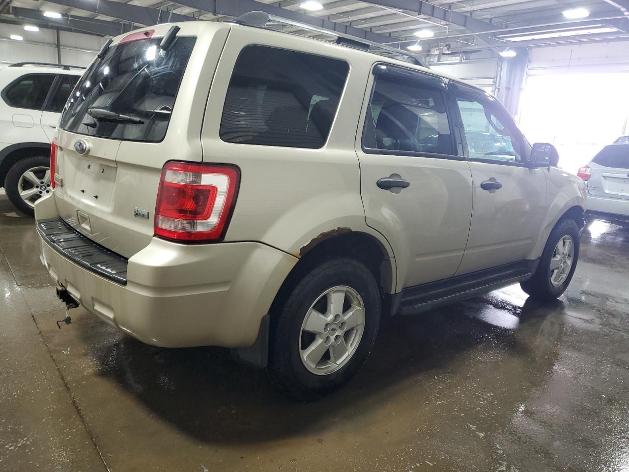 2012 FORD ESCAPE XLT - Фото 3