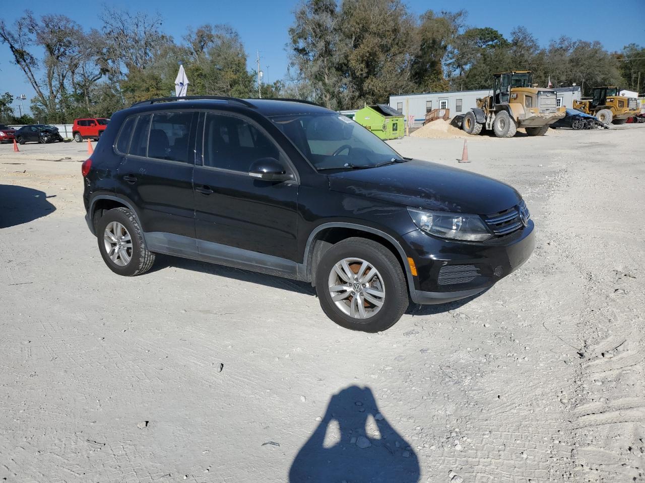 2015 VOLKSWAGEN TIGUAN S - Фото 4