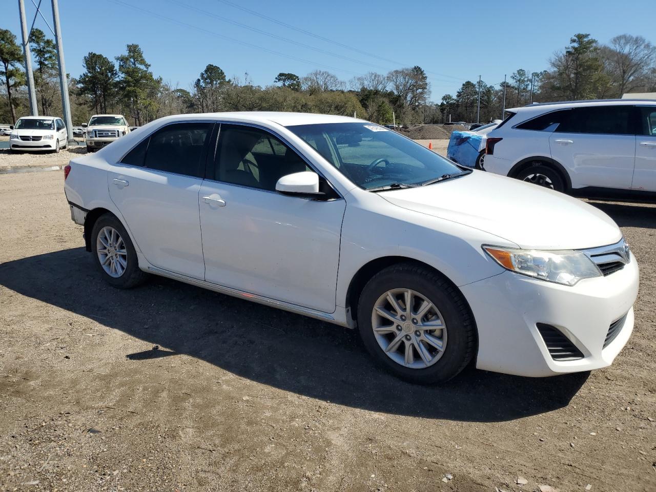 2012 TOYOTA CAMRY BASE - Фото 4