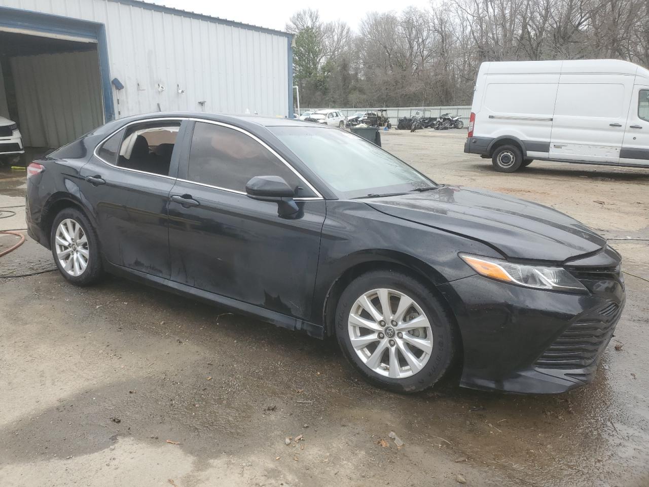 2018 TOYOTA CAMRY L - Image 4