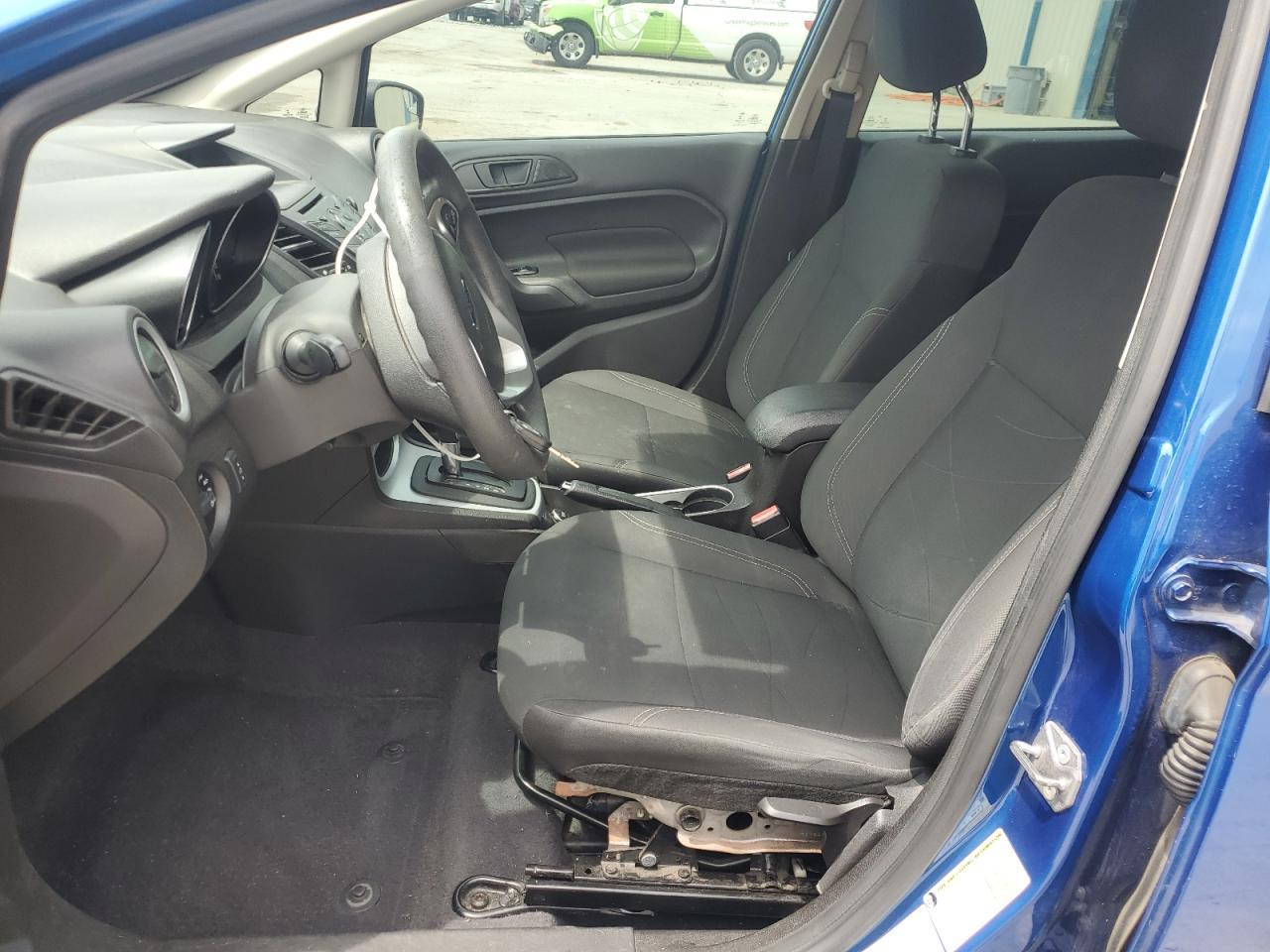2019 FORD FIESTA SE - Image 7