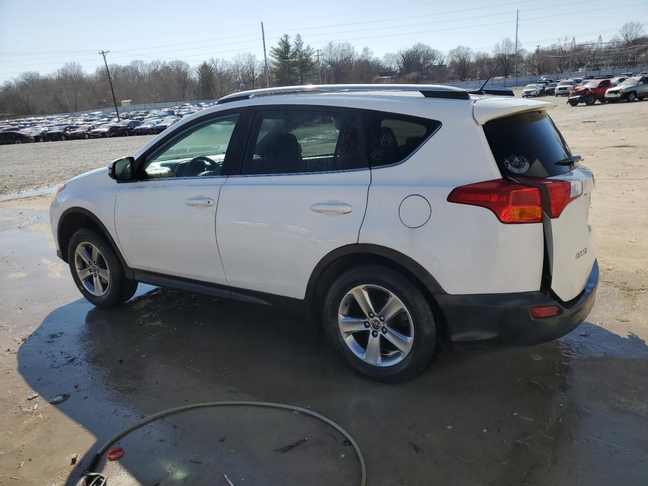 2015 TOYOTA RAV4 XLE - Фото 2