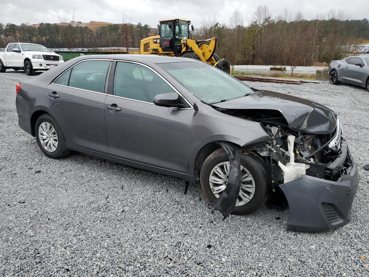 2014 TOYOTA CAMRY L - Фото 4