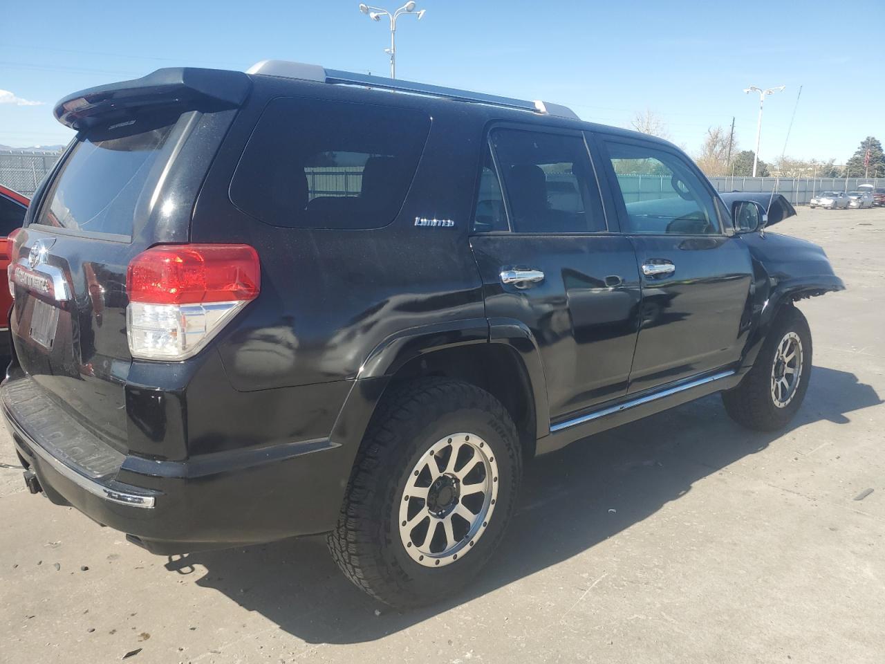 2011 TOYOTA 4RUNNER SR - Image 3