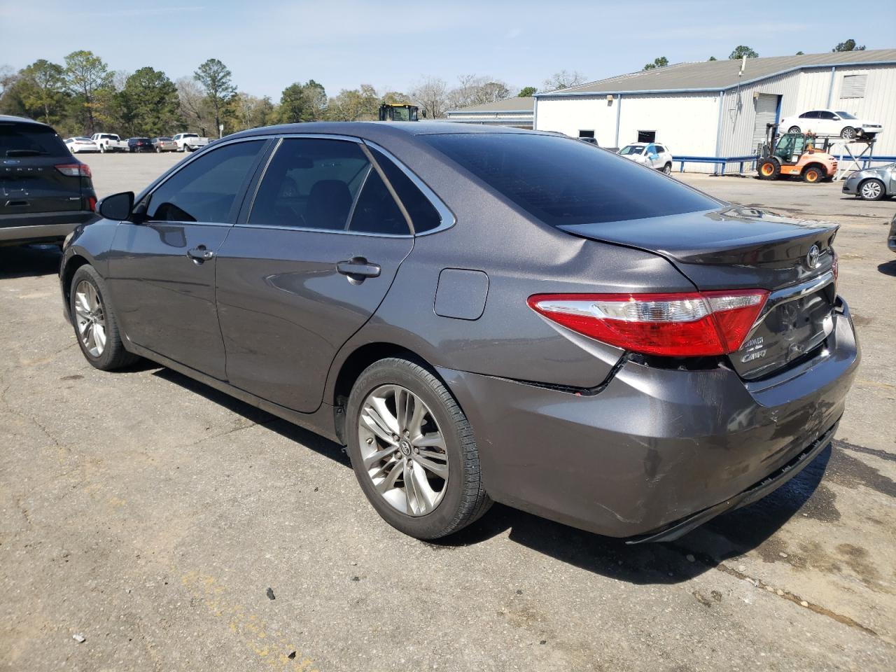 2017 TOYOTA CAMRY LE - Image 2
