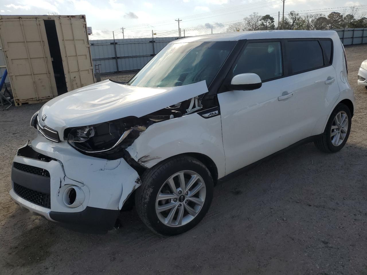2017 KIA SOUL +