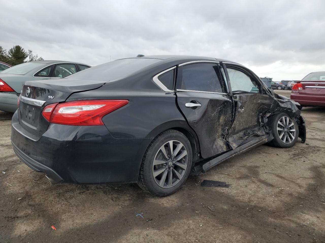 2017 NISSAN ALTIMA 2.5 - Фото 3