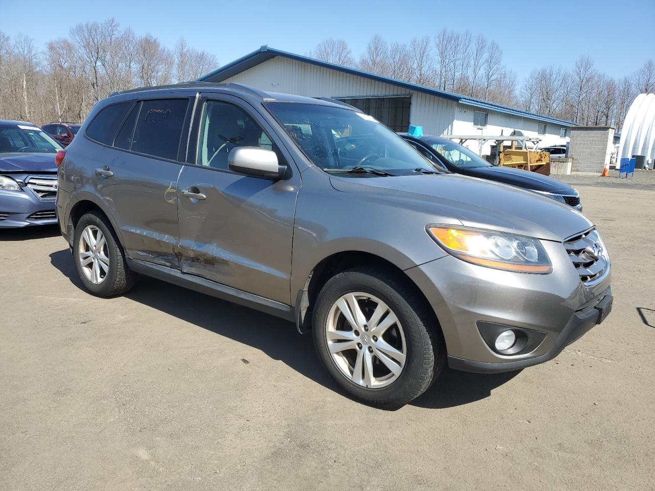 2011 HYUNDAI SANTA FE S - Image 4